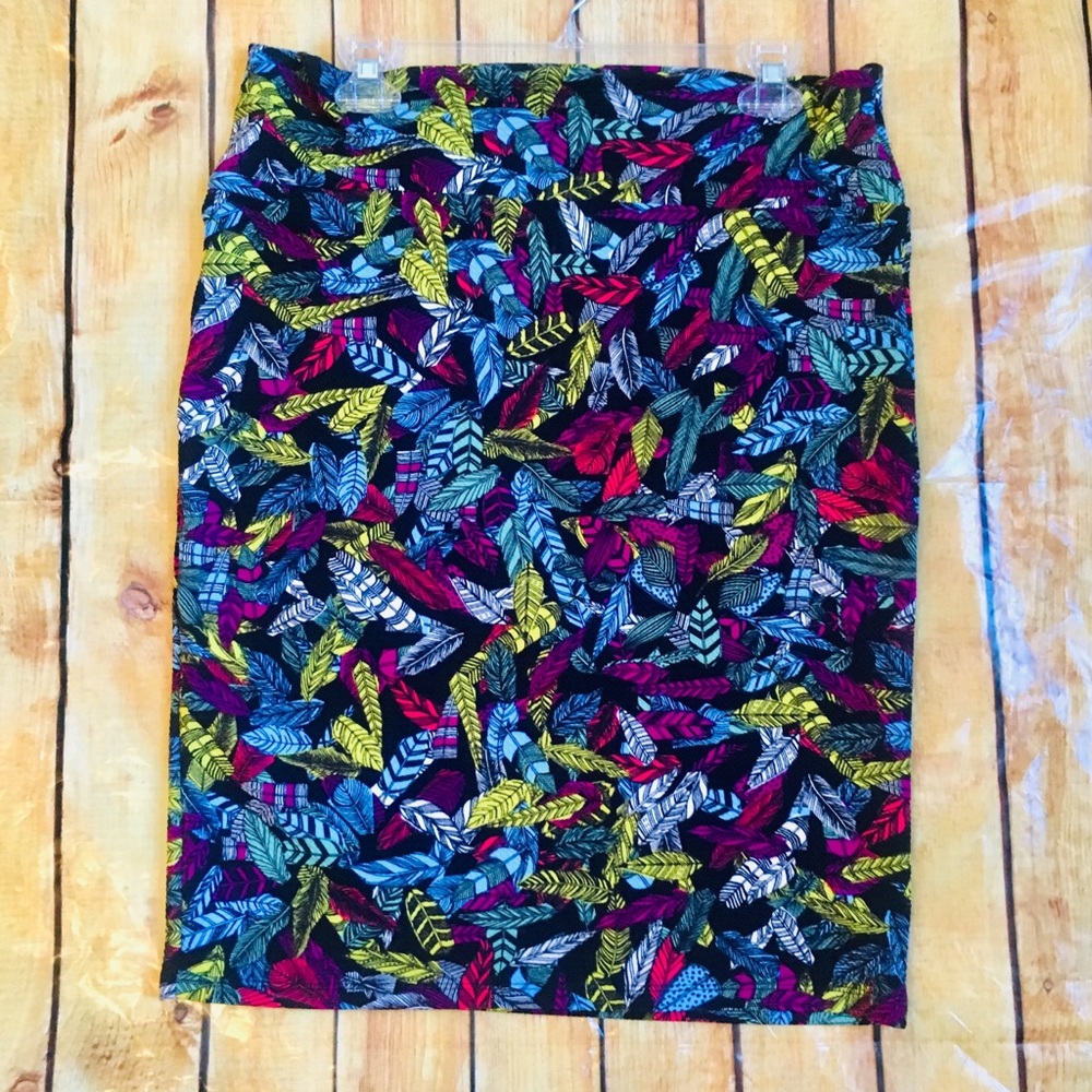 Like New Feather Lularoe Cassie Pencil Skirt